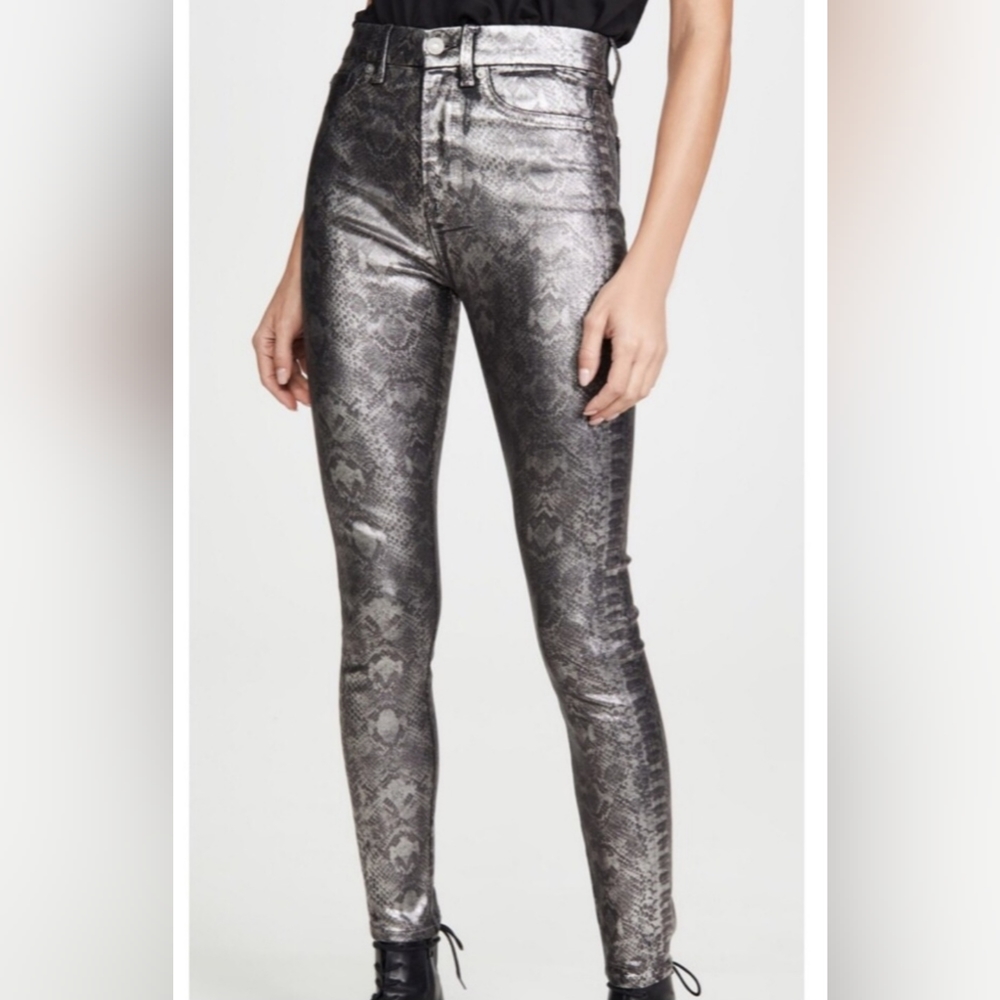 7 For All Mankind High waisted stretchy Skinny jeans Size 24